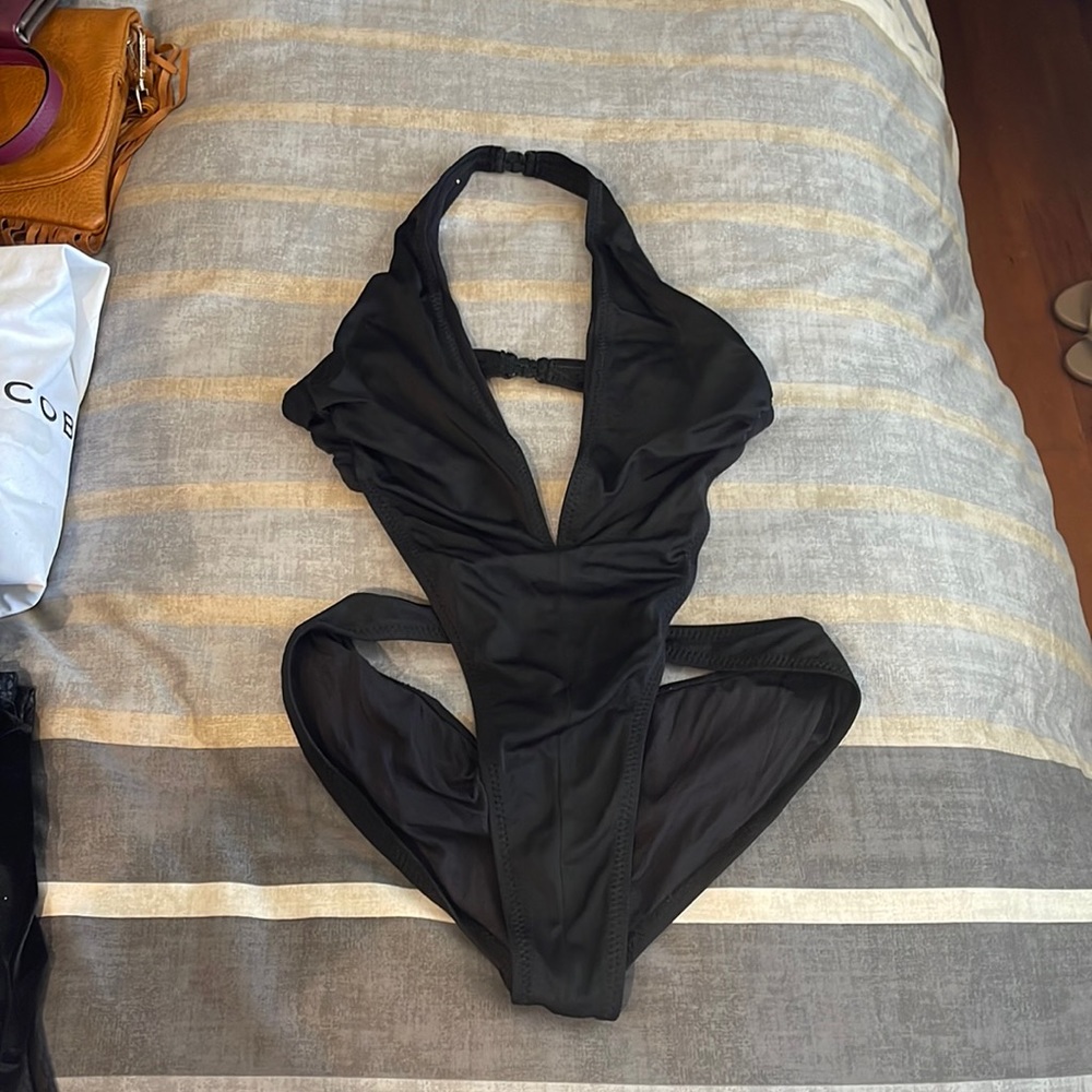Norma Kamala Black One Piece